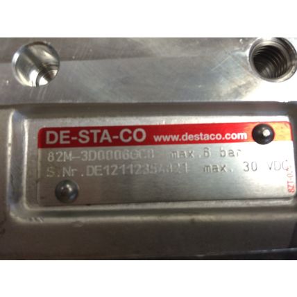 NEW DE-STA-CO 82M-3D0006GC8 PNEUMATIC CLAMP 1449949,8PW-128-1,BM