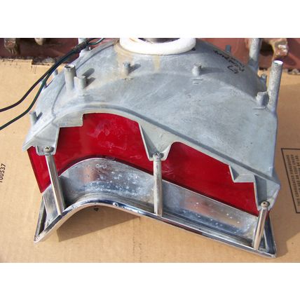 1967 CHRYSLER NEWPORT CUSTOM LH PASSENGER TAILLIGHT