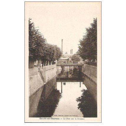 14 - Condé sur Noireau -le pont de la Druance