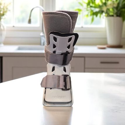 Aircast AirSelect Walker Brace/Walking Boot Short