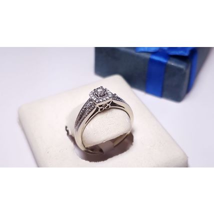Estate .25ctw Natural Rd/Bg Diamond Halo split shank 10Kt WG Engagement Rg#22222