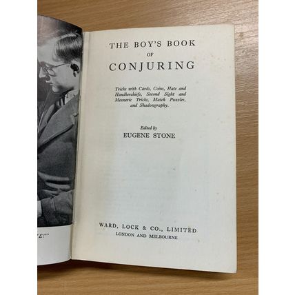 1953 "THE BOY'S BOOK OF CONJURING" MAGIC TRICKS ILLUSTRATED HARDBACK BOOK (P3)