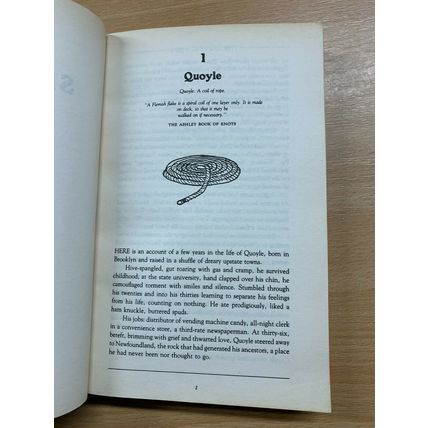 1994 E ANNIE PROULX "THE SHIPPING NEWS" FICTION PAPERBACK BOOK (P3)