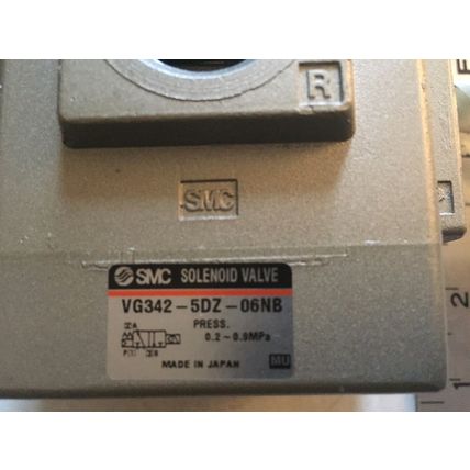 NEW SMC VG342-5DZ-06NB PNEUMATIC SOLENOID VALVE 3/4" NPT SMC VO307-5DZ,DC24V,SS