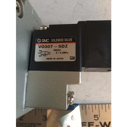 NEW SMC VG342-5DZ-06NB PNEUMATIC SOLENOID VALVE 3/4" NPT SMC VO307-5DZ,DC24V,SS