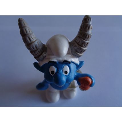 Horoscope smurf Capricorn goat horned