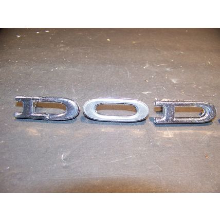 1965 1966 DODGE CORONET EMBLEMS OEM #2417825 2417826 2417828 2417829