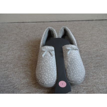 TU Grey Spotted Ladies Slippers Size 5 Brand New