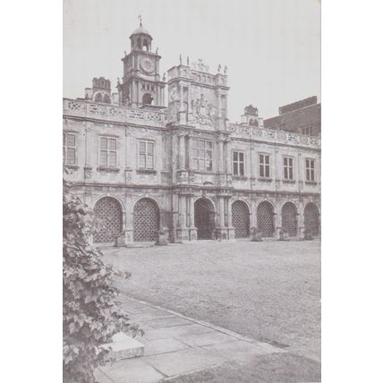 The South Front Hatfield House Hatfield Hertfordshire Postcard (QHER366)