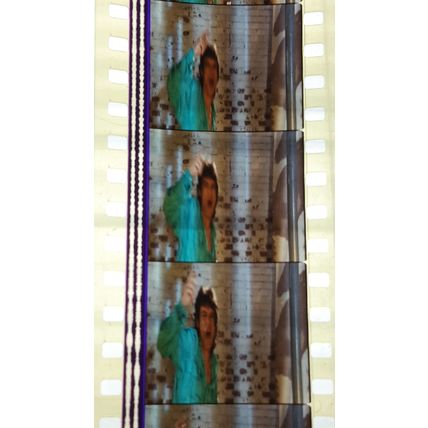Dancing In The Streets. Bowie /Jagger Pk GB - 030D. 1 STRIP OF 5- 35MM FILMCELLS