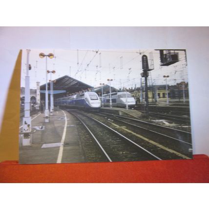 no 536 & 211 engine, LYON PERRACHE, LYON, FRANCE 2001 photograph.. railway #