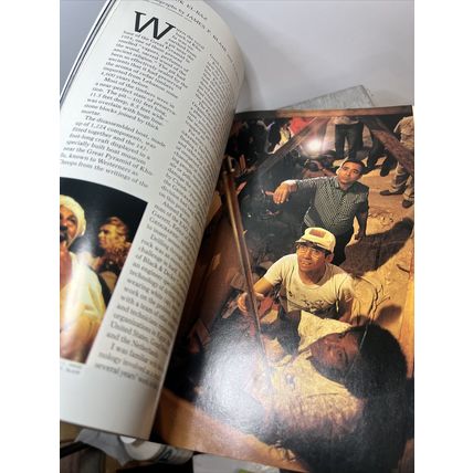 National Geographic Magazine April 1988 Ghost of War - Vintage Collectable p2