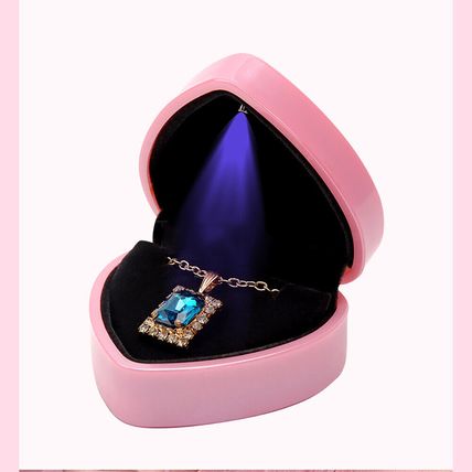Pendant Necklace Box with LED Light Velvet Jewelry Gift Wedding Anniversary Birt