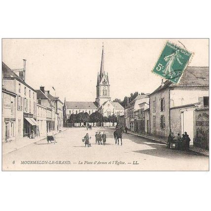 51 - MOURMELON LE GRAND - place d'Armes et l'Eglise