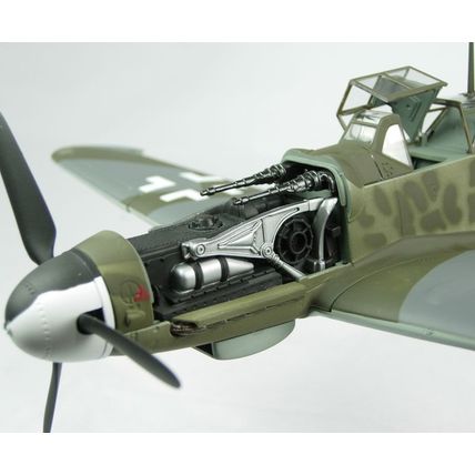 BF 109G-6 LUFTWAFFE III.JG 11 ANTON HACKL OLDENBURG 1944 - CORGI US34907 1/32