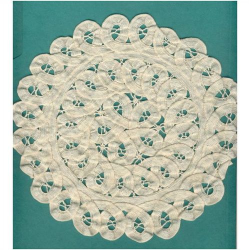 Round Beige Ribbon Lace Doily, 9"