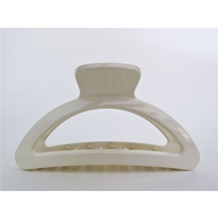 Blonde creme white hair claw clip for medium hair
