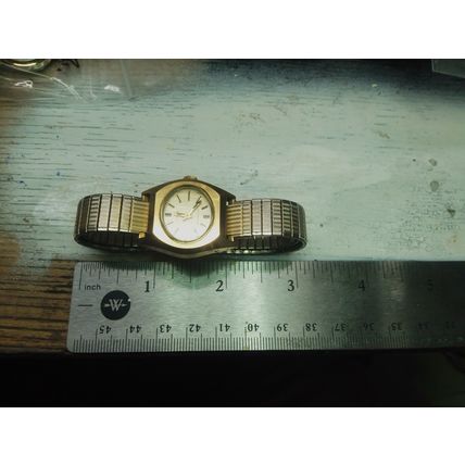 Vintage Timex Lady Gold Tone Oval Hand-Wind Mechanical Analog Watch