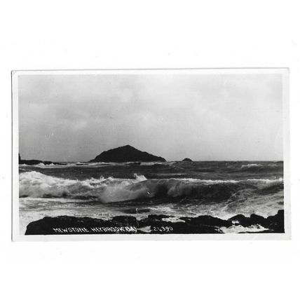 Mewstone, Heybrook Bay, Near Plymouth, Devon, RP Postcard.