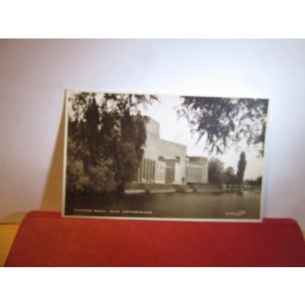 SHAKESPEARE MEMORIAL THEATRE, STRATFORD ON AVON, WARWICKSHIRE used postcard RP =