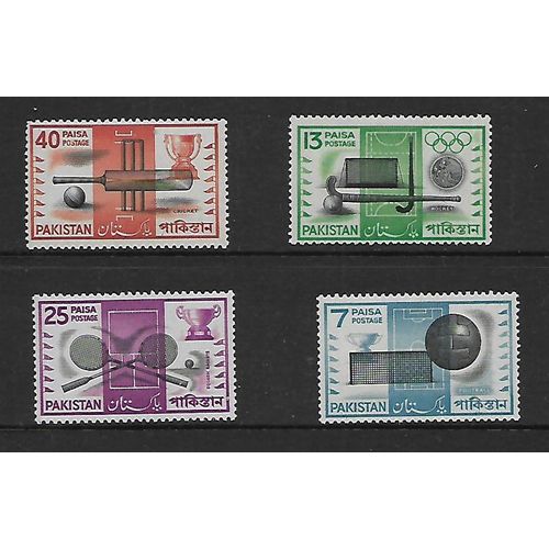 PAKISTAN 1962 BALL GAMES SG 159 / 162 SET 4 VALS M MINT