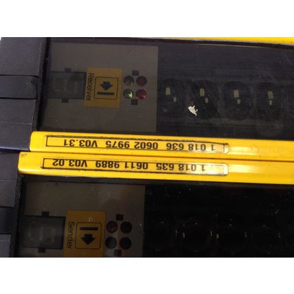 1 SET SICK C-4000 SAFETY LIGHT CURTAINS,C40S-0303CA010, C40E-0303CA010,IP65,SK