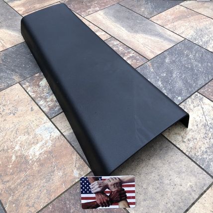 Land Rover LR2 LR001743 B Pillar Cover Bezel Trim Black RH Right Passenger Side