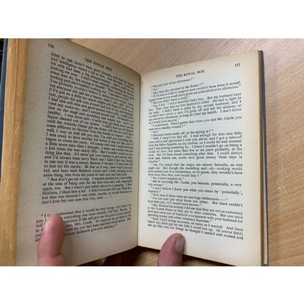 c1955 FRANCES PARKINSON KEYES "THE ROYAL BOX" FICTION HARDBACK BOOK (P3)