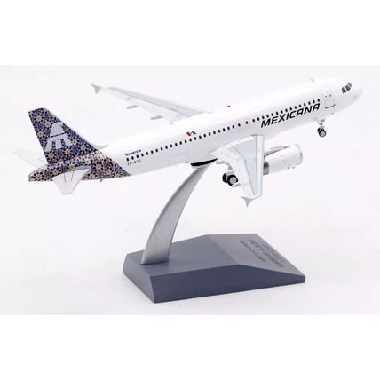 AIRBUS A320 MEXICANA REG: XA-RYS WITH STAND - INFLIGHT 200 IF320MX0323 1/200