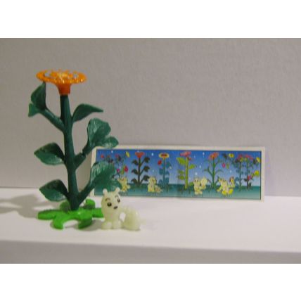 Kinder Surprise Toy 1999 K99 n114 Flower Catapillas - With Insert