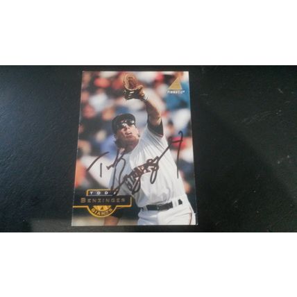 1994 Pinnacle Card # 039 Todd Benzinger Autograph San Francisco Giants