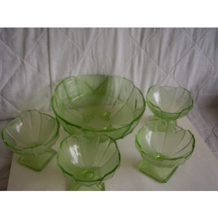 Sowerby Art Deco Green Chevron Dessert Serving Bowl & 4 Sundae Dishes