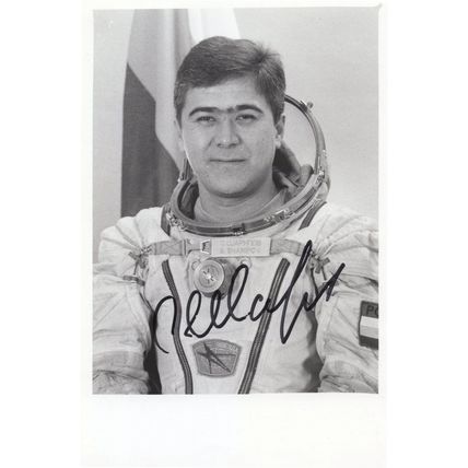 Salizhan Shapirov Russian Cosmonaut Vintage 6x4 Hand Signed Photo