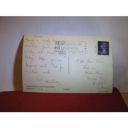 APPLEY BEACH KEATS GREEN SHANKLIN, ISLE OF WIGHT used vintage postcard 1975 pm =