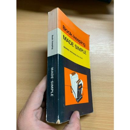 1972 "BOOK-KEEPING MADE SIMPLE" ILLUSTRATED PAPERBACK BOOK (P4)