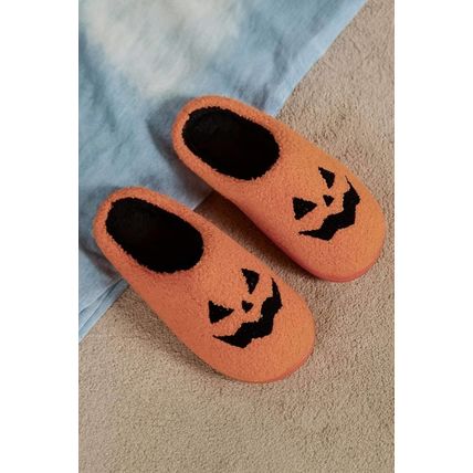 Orange Halloween Pumpkin Face Graphic Plush Slippers