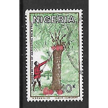 NIGERIA 1986 NIGERIAN LIFE 10K HARVESTING OIL PALM FRUIT SG 516 FINE USED