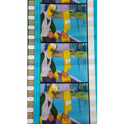 Simpsons Movie. Pk FE FE - 023w. 1 STRIP OF 5 - 35MM FILM CELLS