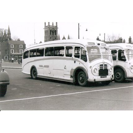 Black & White Photograph of United Counties Omnibus Co. Ltd. - FRP 642