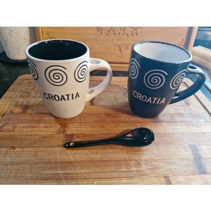 Pair of Croatia mugs with spoon