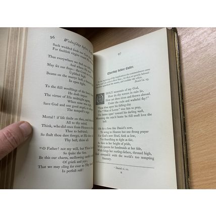 1877 "THE CHRISTIAN YEAR" THOUGHTS IN VERSE JOHN KEBLE LEATHER ANTIQUE BOOK (P5)