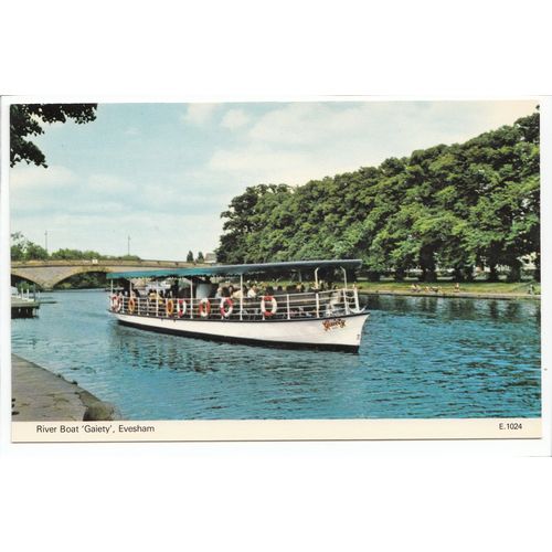 Tourist Excursion River Boat Gaiety Evesham Worcestershire Postcard 1024