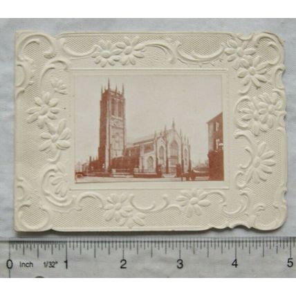 Vintage: Christmas card - photo of a church