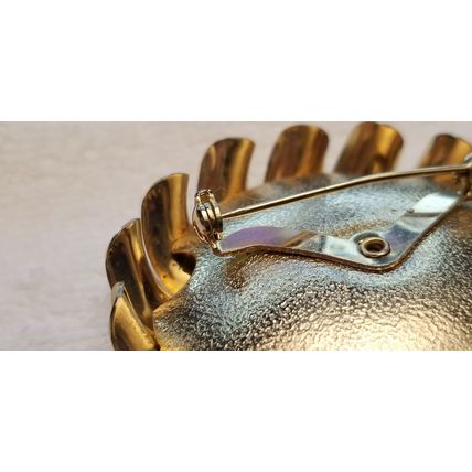 Vintage Gold Tone Brooch
