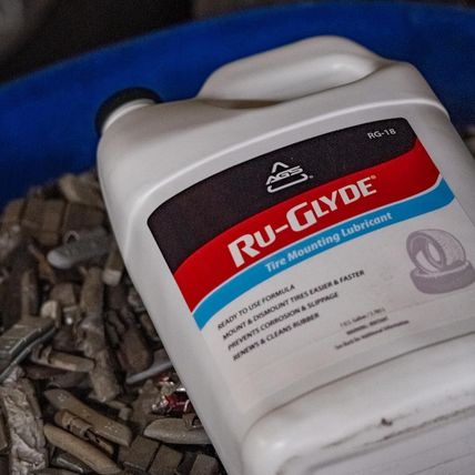 Ruglyde Tire Mounting and Rubber Lubricant, 1 Gallon Bottle, Rejuivanate Tire Ru