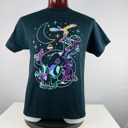 Mushroom Skull Psychedelic Large Glow In Dark T-Shirt Shirt Spencers