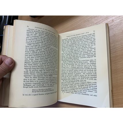 1953 1ST EDITION "PORTRAIT OF THE PRINCE REGENT" ILLUSTRATED HARDBACK BOOK (P3)