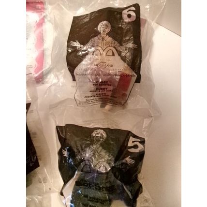 Lot of 7 2002 McDonalds Happy Meal Toys Mint in Bags