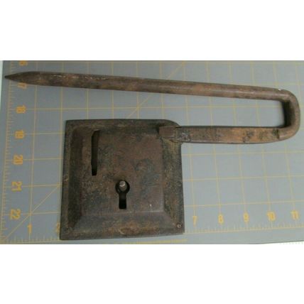 RARE ANTIQUE 1700's -1800's LARGE WROUGHT IRON PADLOCK WITH KEY WORKS GREAT