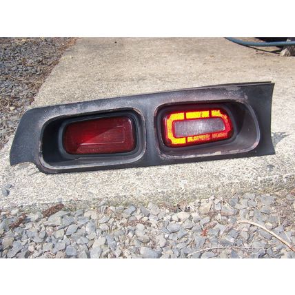 1972 DODGE CHALLENGER LH TAILLIGHT #3587321 OEM 1973 1974